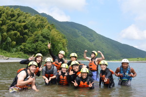 富士川ラフティング、ラフティング、川遊び、アクティビティー、静岡観光、富士山麓、夏のおすすめ、家族おすすめ、社員旅行、大学生おすすめ、伊豆周辺